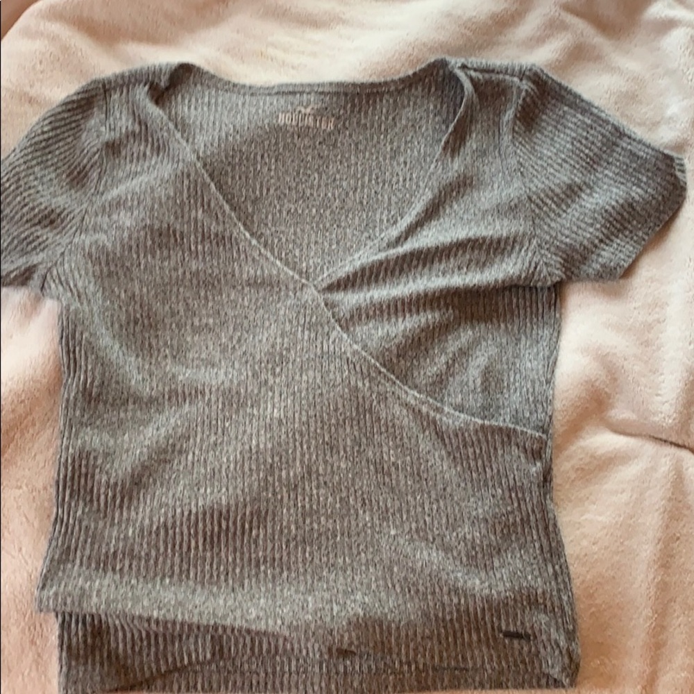 Grey Hollister shirt